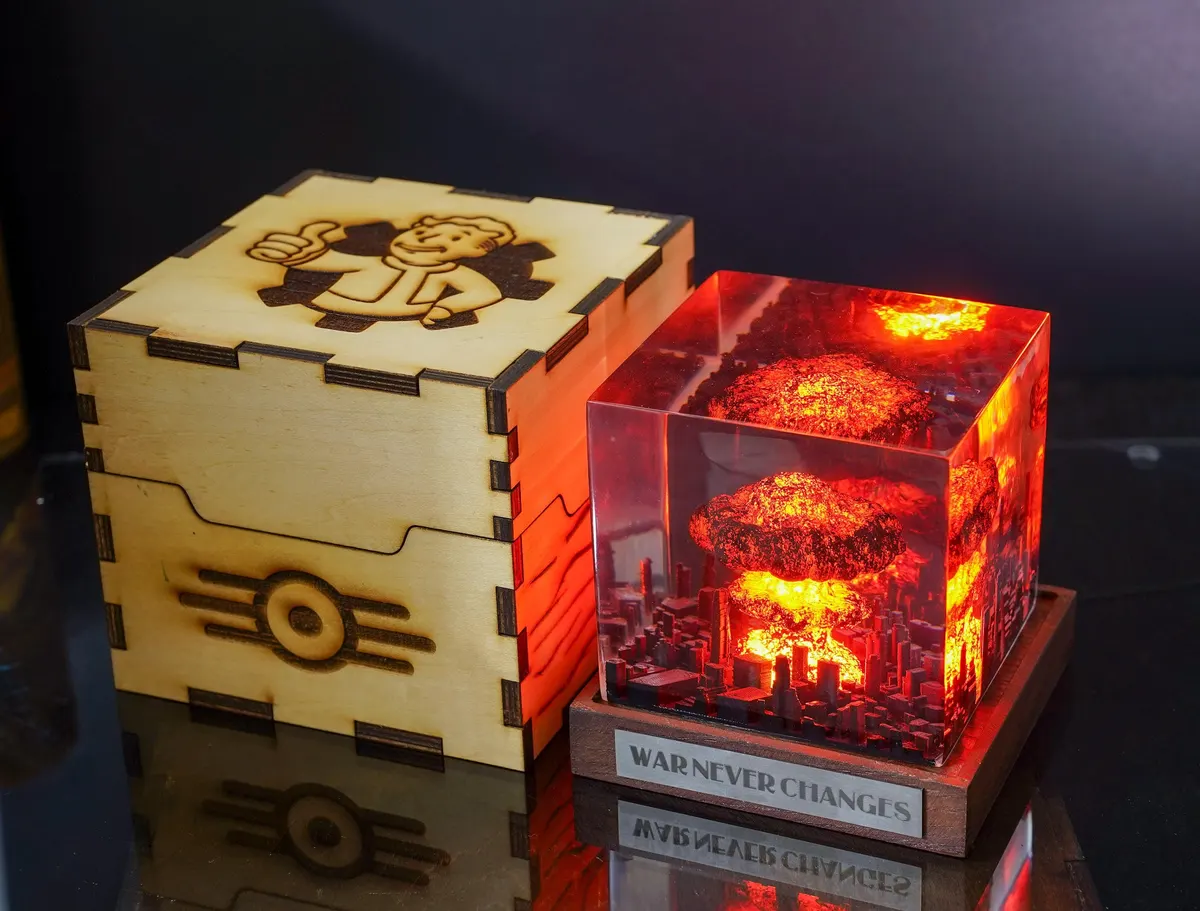 Atomic Bomb Explosion Resin Lamp — Fallout Nuke Storm Cloud Night Light