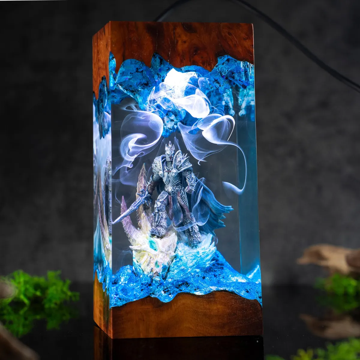 Lich King Arthas Resin Lamp — Warcraft Frostmourne Sword Night Light