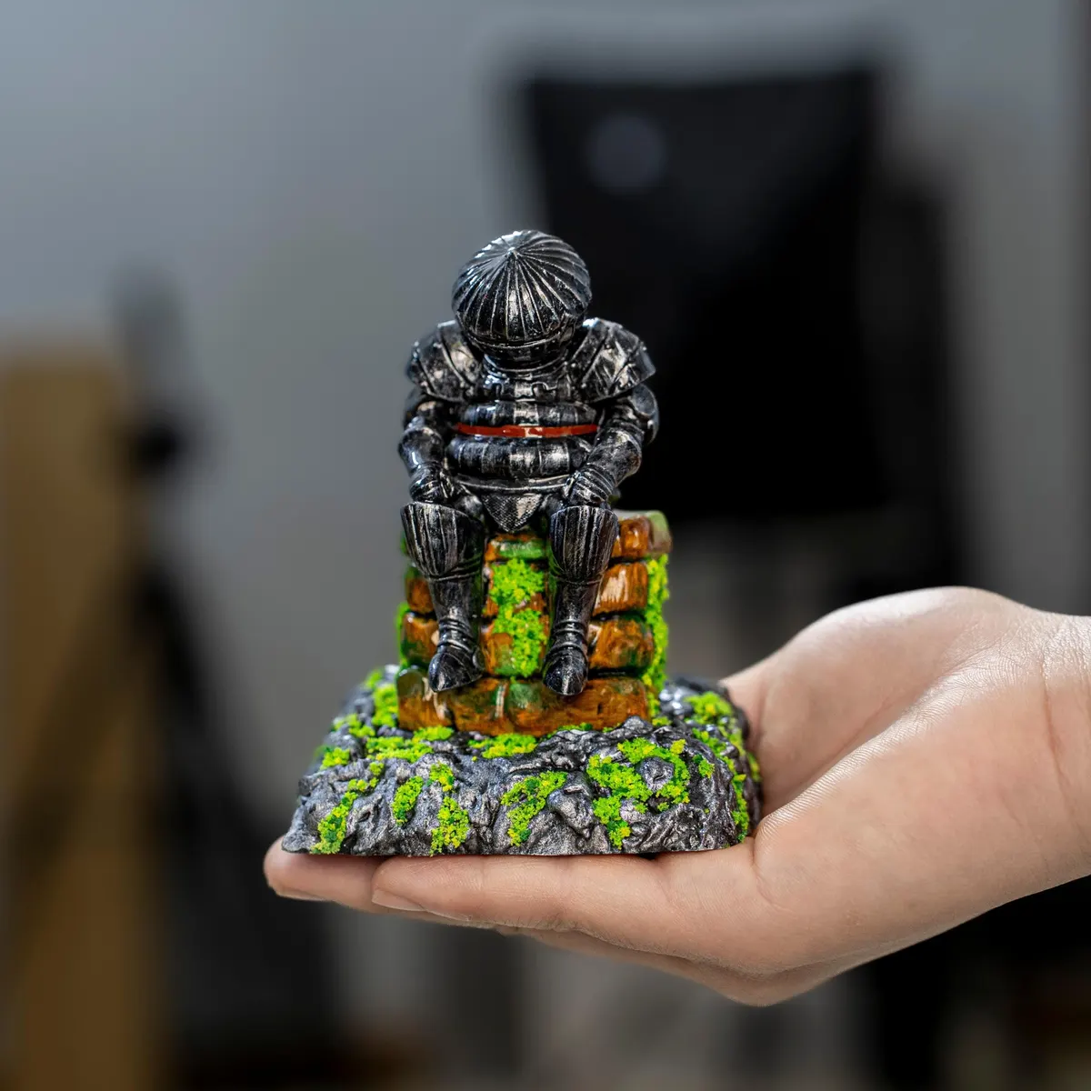 Dark Souls Siegward Figure — Onion Knight Catarina Resin Night Light